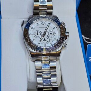Technomarine Manta Ray TM-220122 very nice shape, new battery